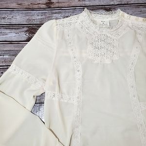 Pins and Needles UO Old Fashioned Prairie Top Cream Lace M E…